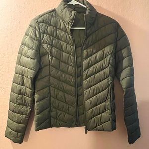 light puffer jacket